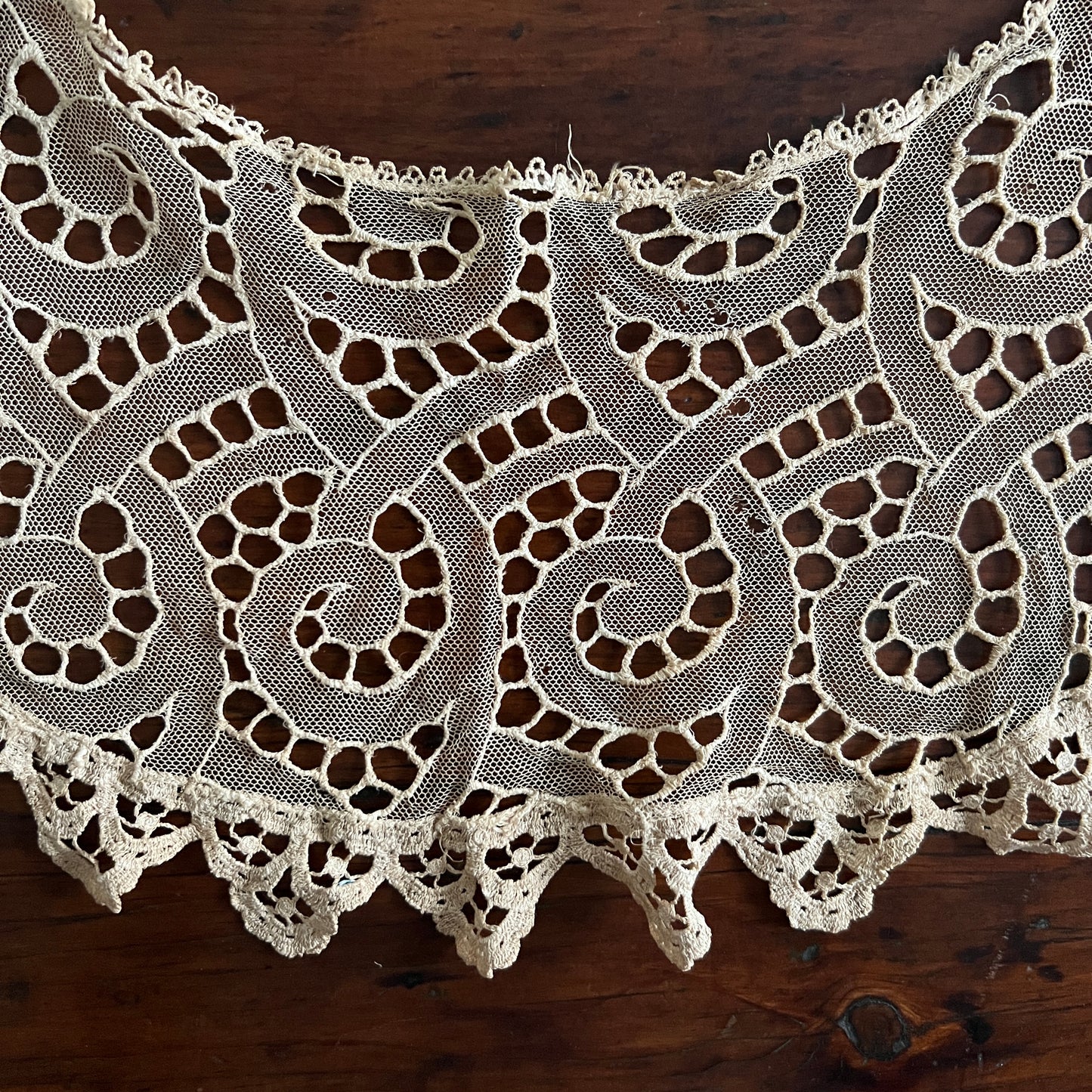 Antique Lace Collar