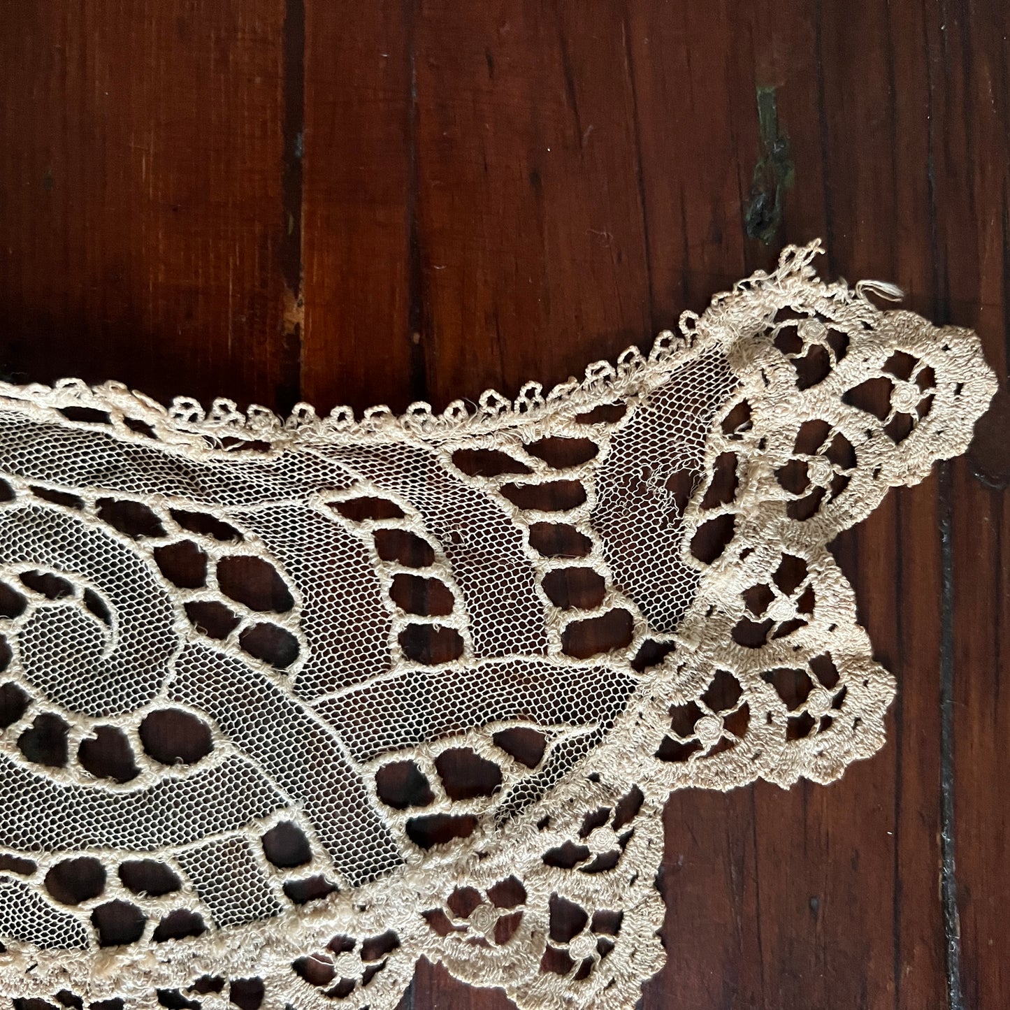 Antique Lace Collar