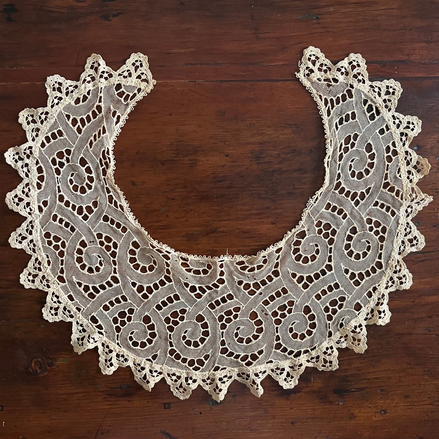 Antique Lace Collar