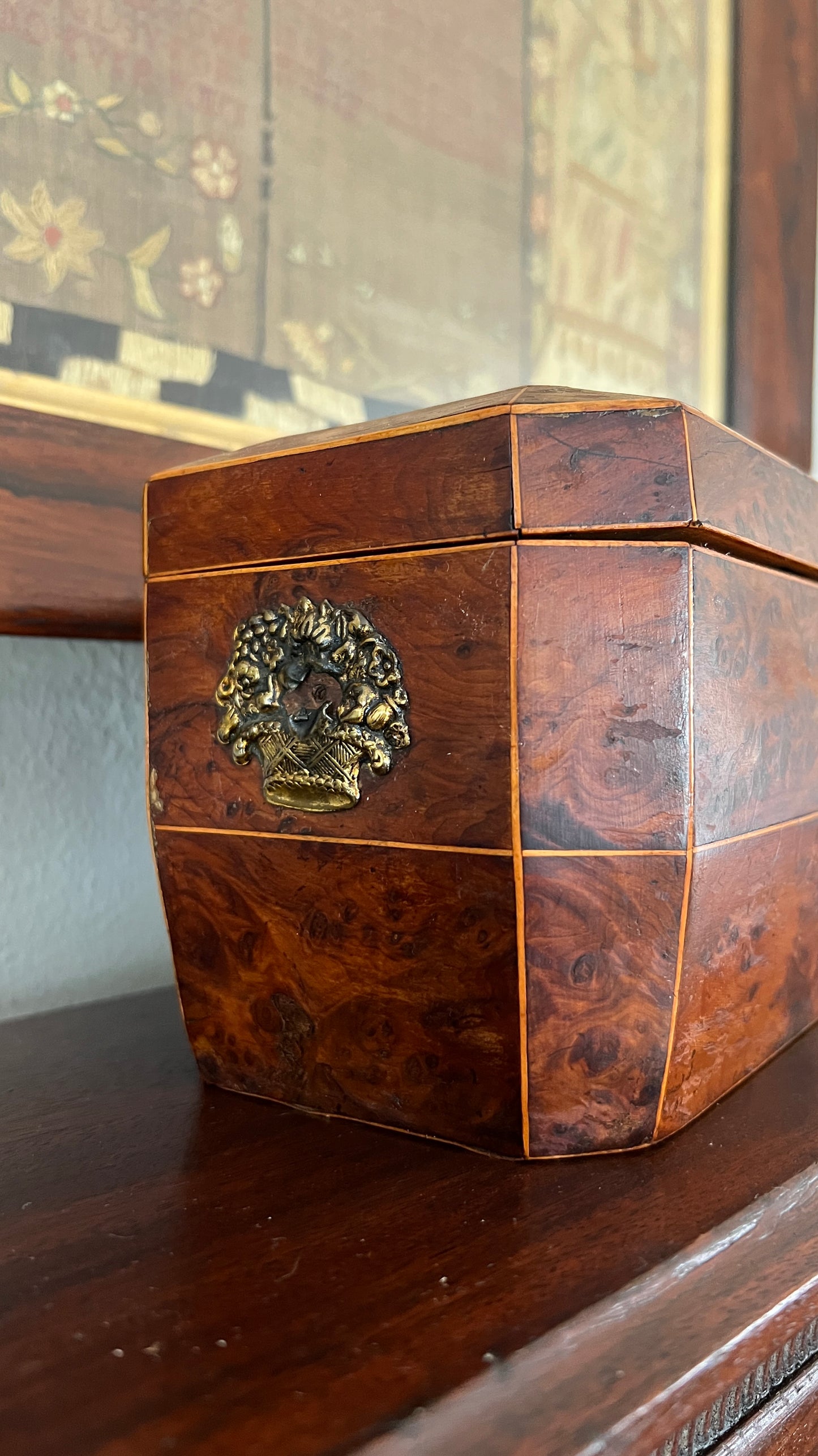 19th Century English Regency Burl Walnut Tea Caddy