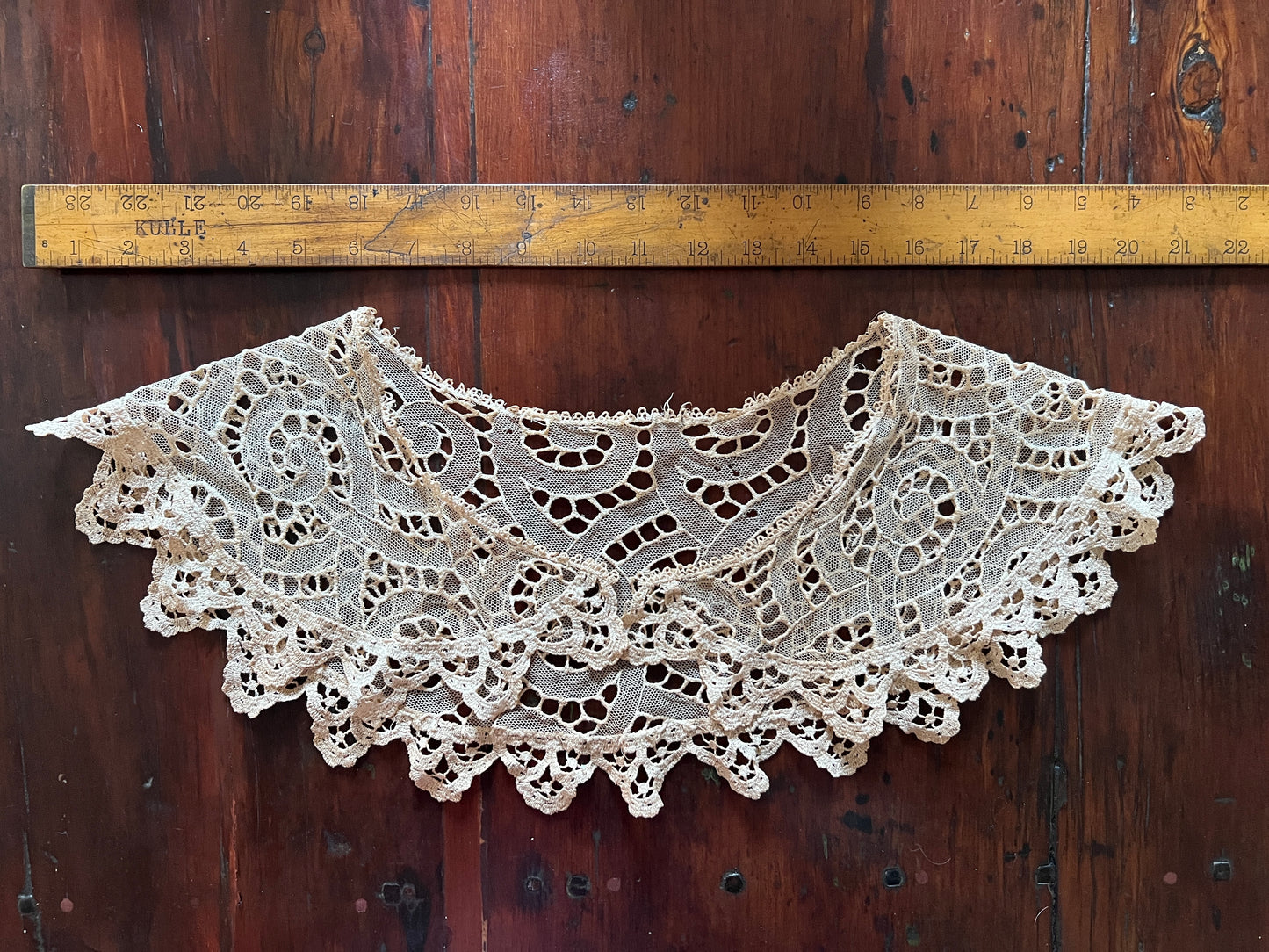 Antique Lace Collar