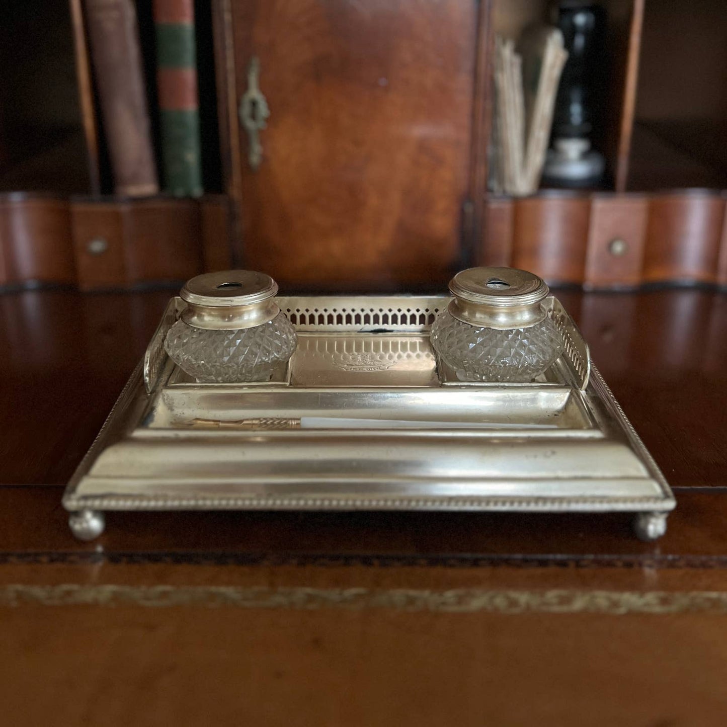Antique German Inkwell - Ich Dien