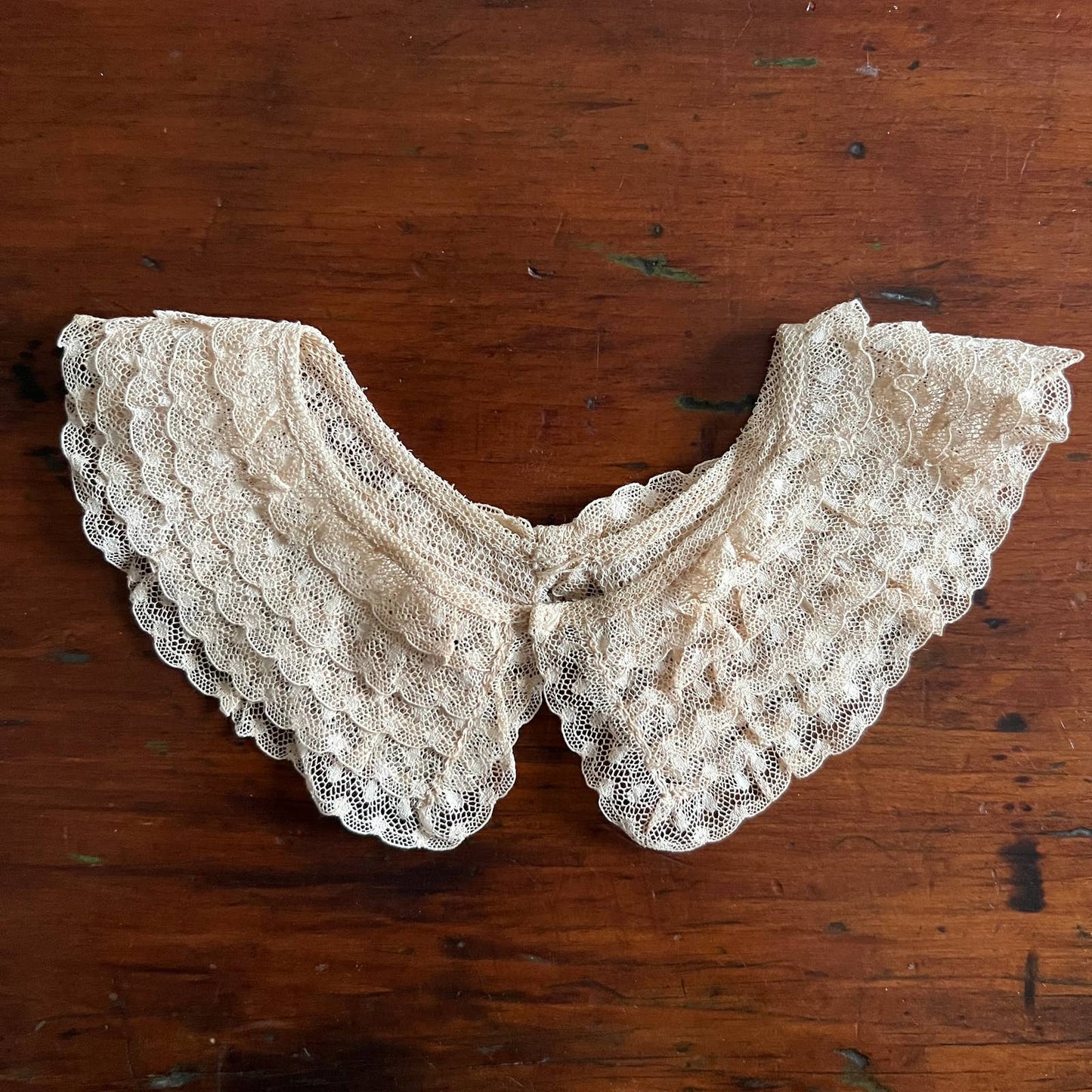 Antique Tiered Lace Collar