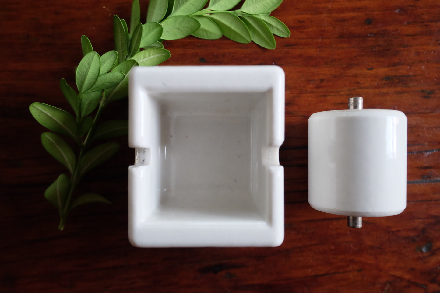 Vintage Sengbusch Porcelain Ideal Stamp Moistener Stamp - Milwaukee, WI