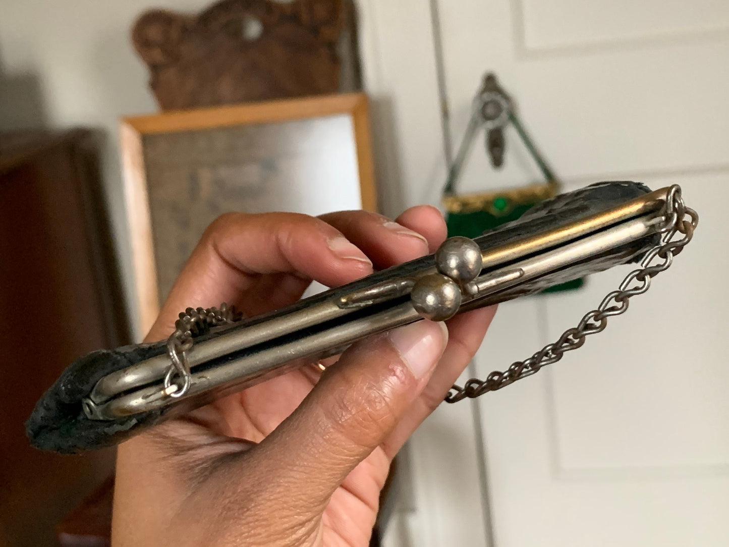 Victorian Kiss Lock Purse