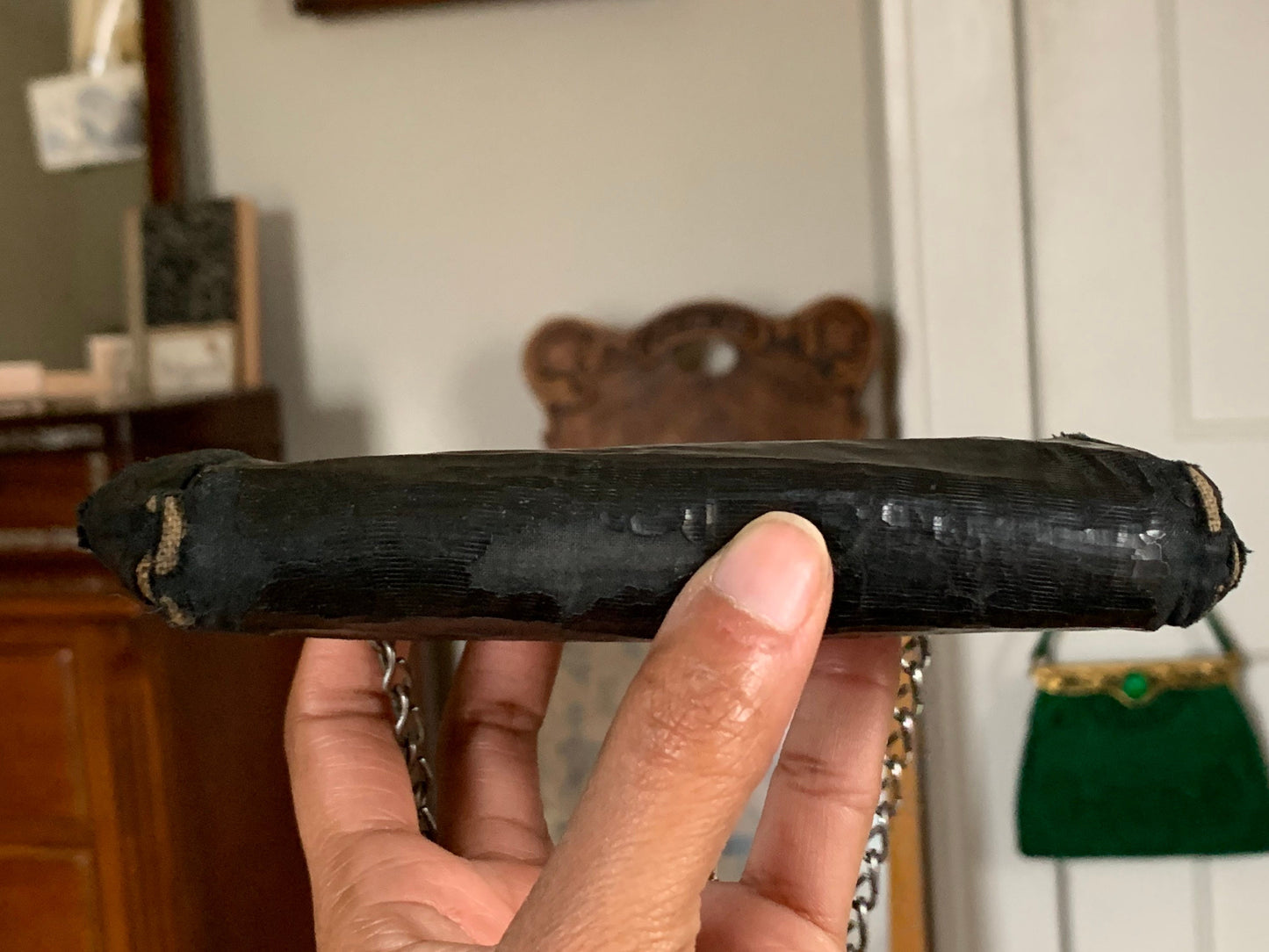 Victorian Kiss Lock Purse