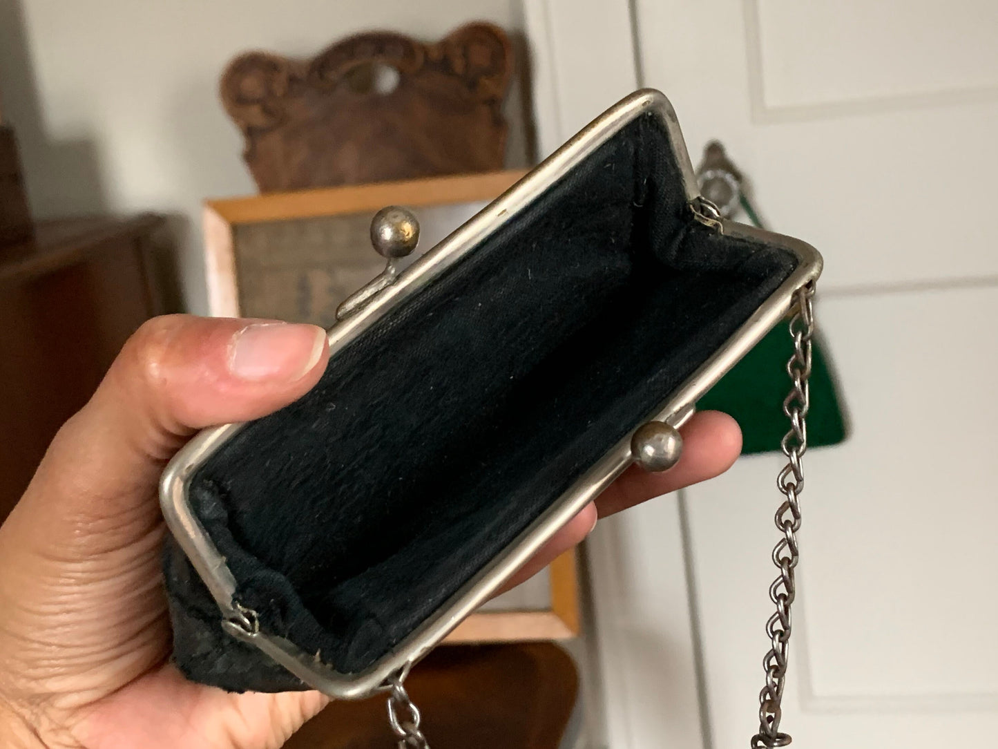 Victorian Kiss Lock Purse