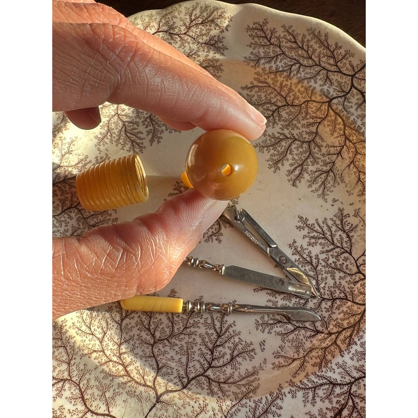 Bakelite Mini Travel Manicure Set - Yellow