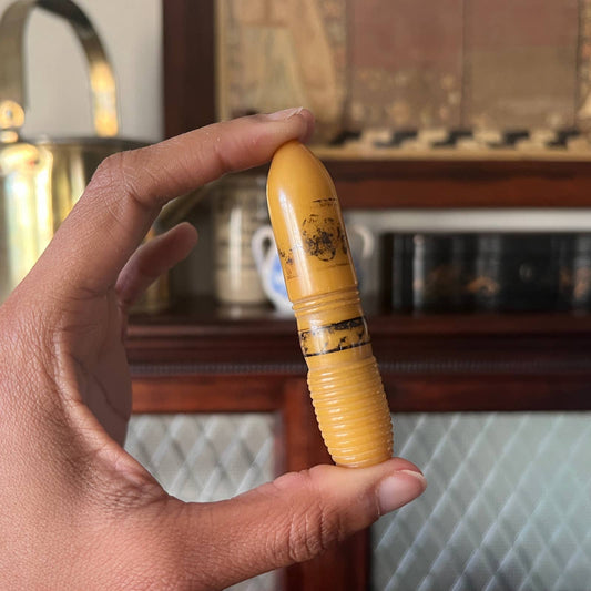 Bakelite Mini Travel Manicure Set - Yellow