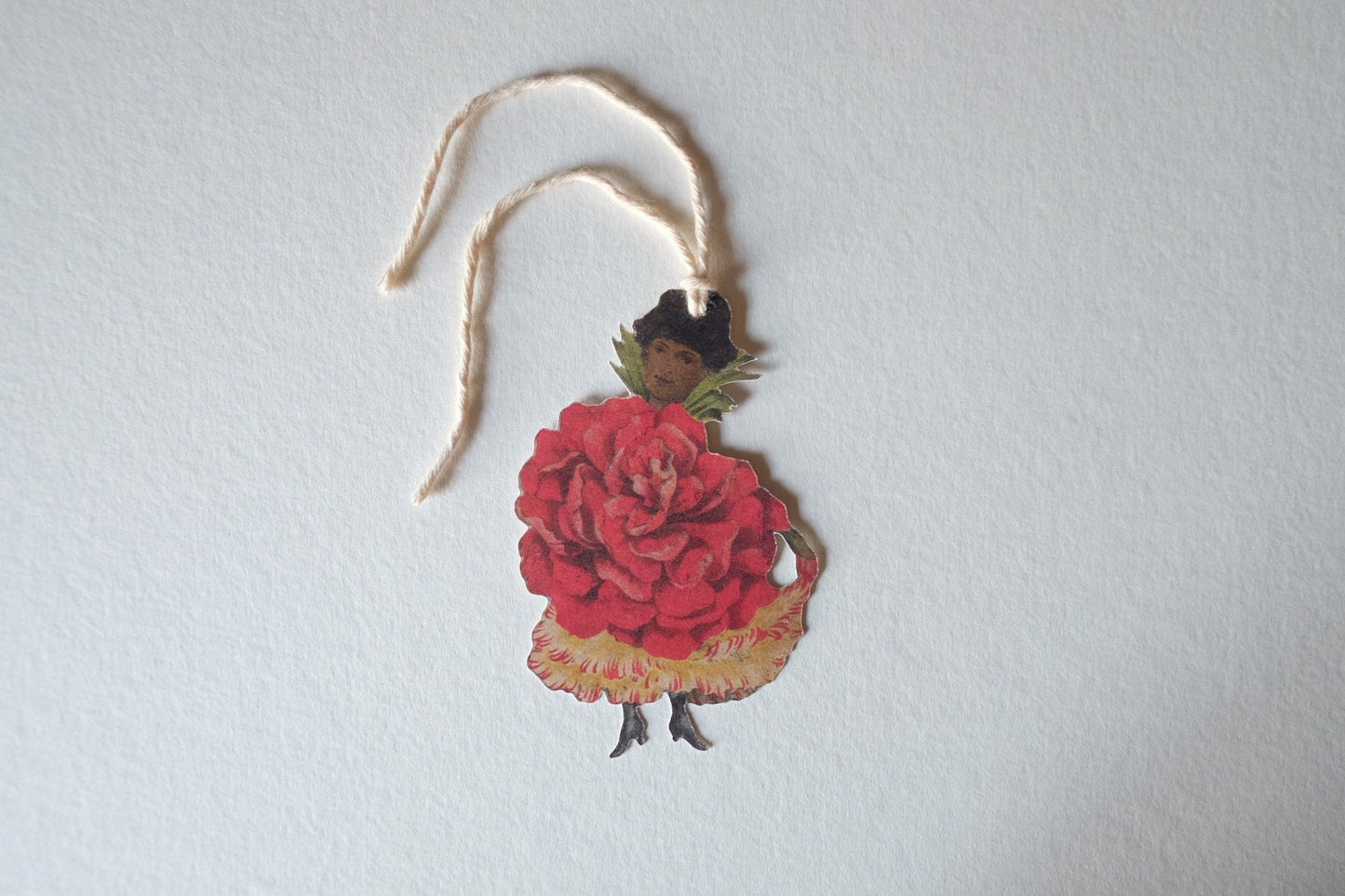 Sheila - Victorian Die Cut Gift Tag